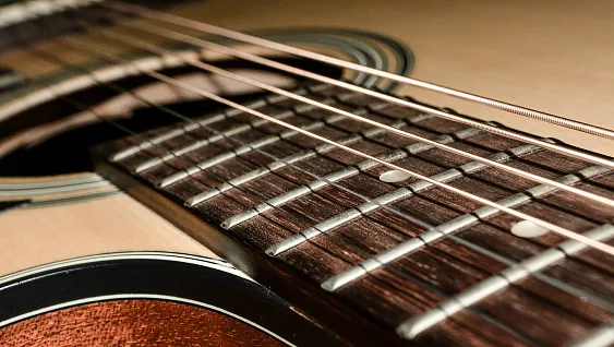 Venstrehåndsguitar